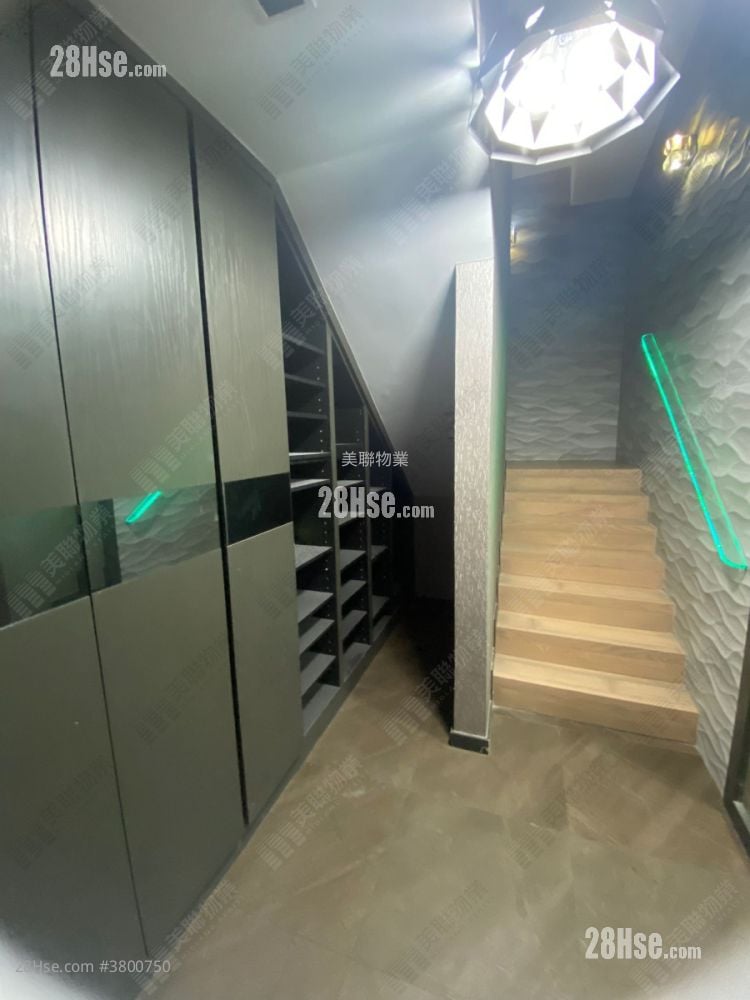 Avignon Rental 3 Bedrooms , 4 Bathrooms 1,903 ft²