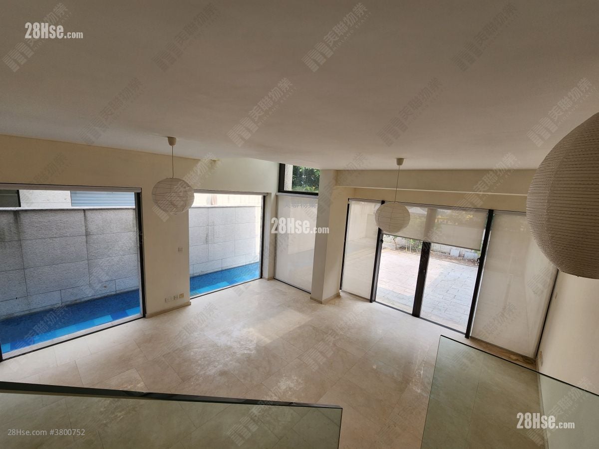 Avignon Rental 3 Bedrooms , 4 Bathrooms 2,152 ft²