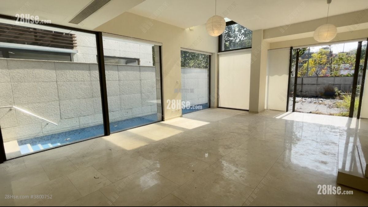 Avignon Rental 3 Bedrooms , 4 Bathrooms 2,152 ft²