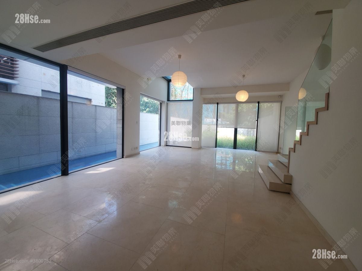 Avignon Rental 3 Bedrooms , 4 Bathrooms 2,152 ft²