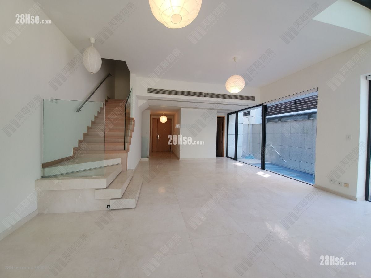 Avignon Rental 3 Bedrooms , 4 Bathrooms 2,152 ft²