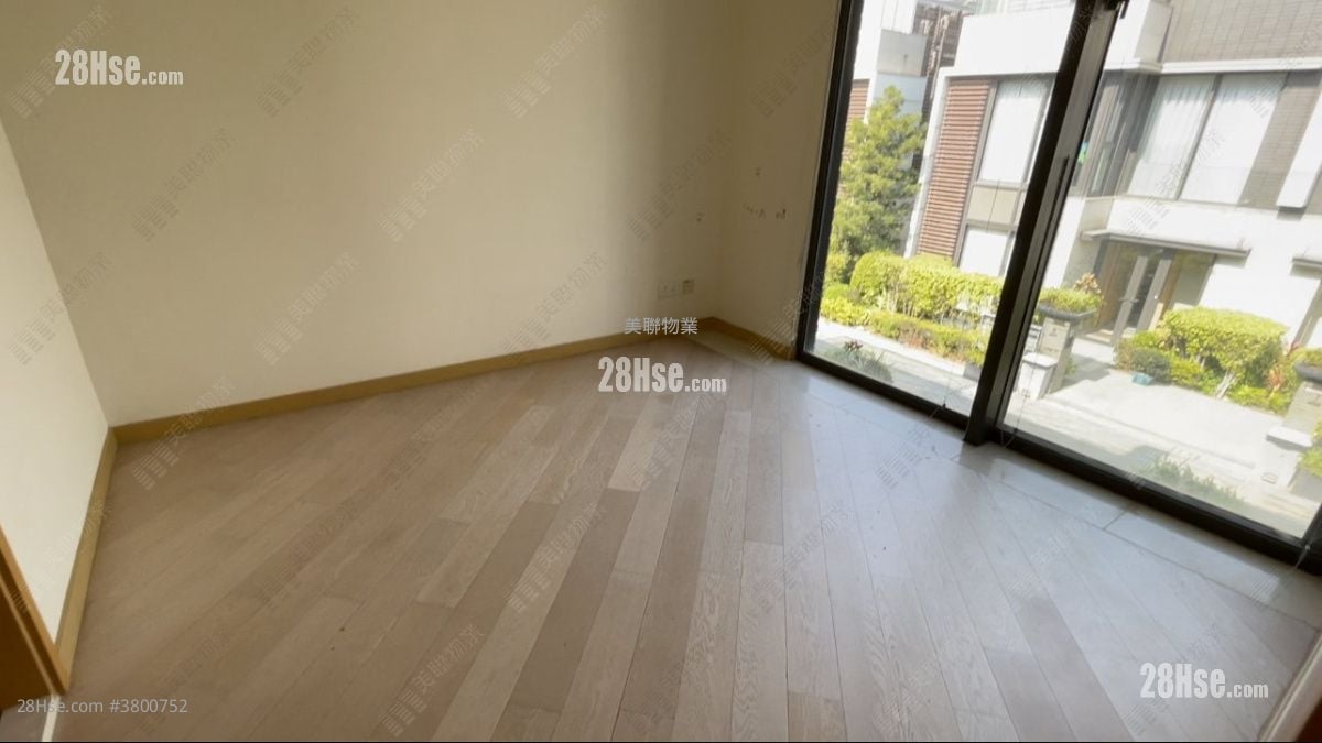 Avignon Rental 3 Bedrooms , 4 Bathrooms 2,152 ft²