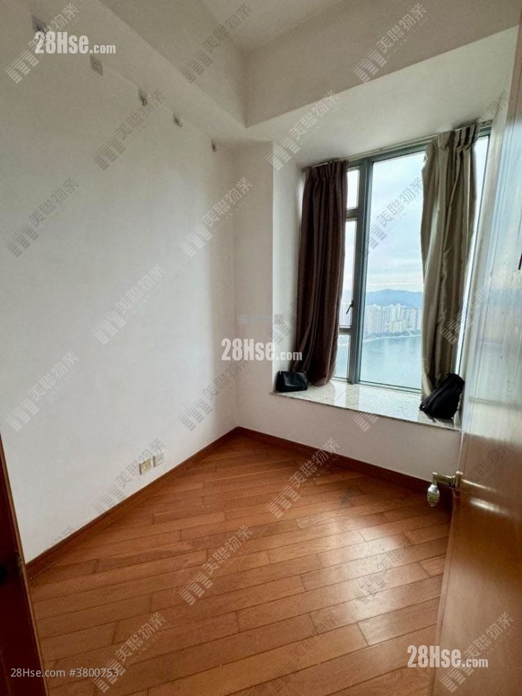 御凯 租盘 3 房 , 2 浴室 728 平方尺