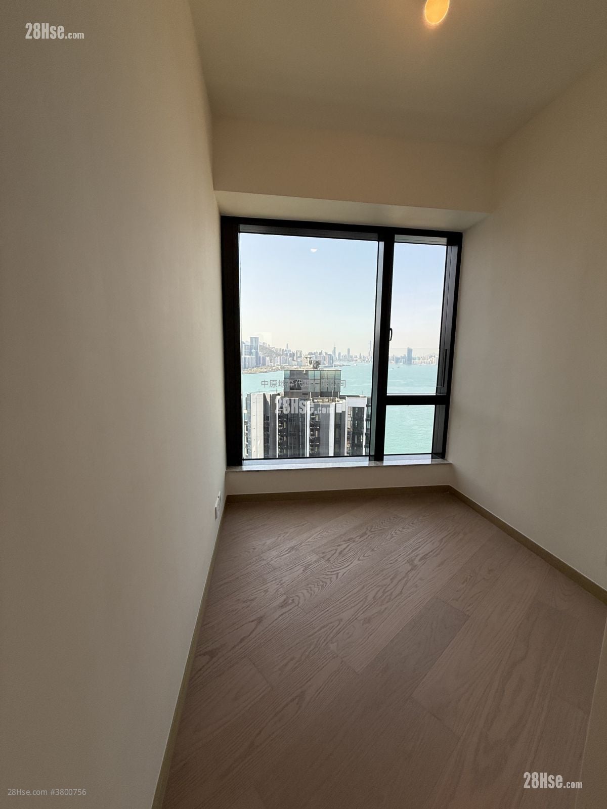 蔚蓝东岸 租盘 2 房 , 1 浴室 498 平方尺