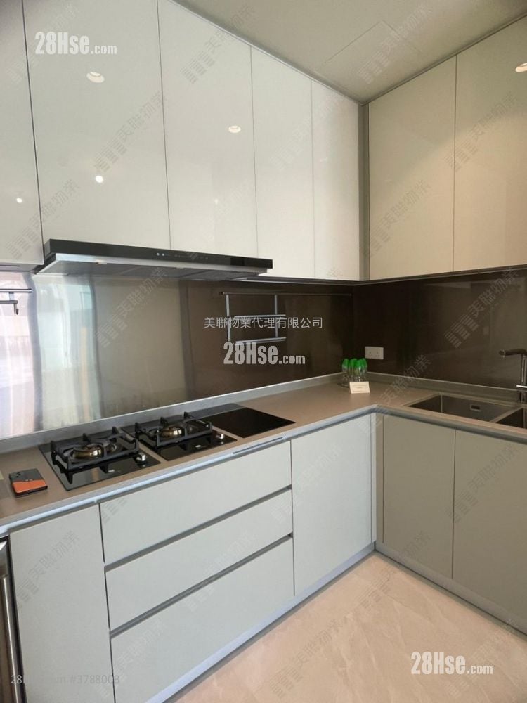 #Lyos Sell 3 Bedrooms , 1 Bathroom 788 ft²