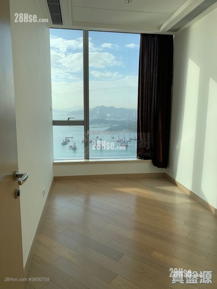 天玺 售盘 4 房 , 3 浴室 1,530 平方尺