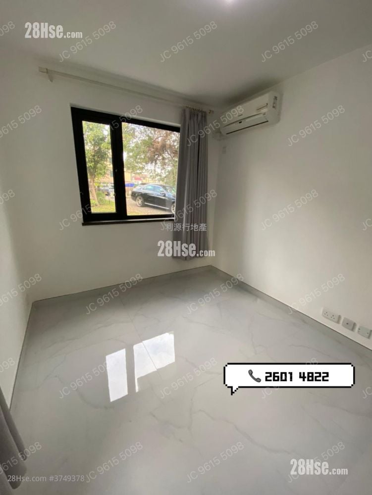 Village Rental 3 Bedrooms , 1 Bathroom 700 ft²