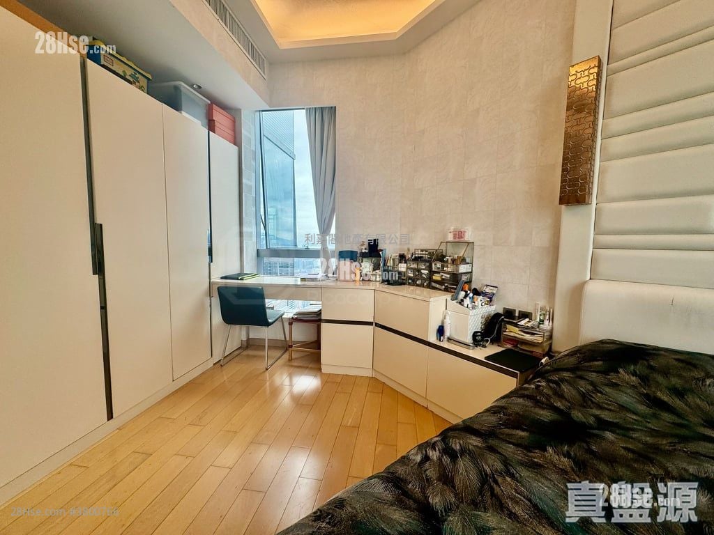 The Cullinan Sell 4 Bedrooms , 3 Bathrooms 1,679 ft²