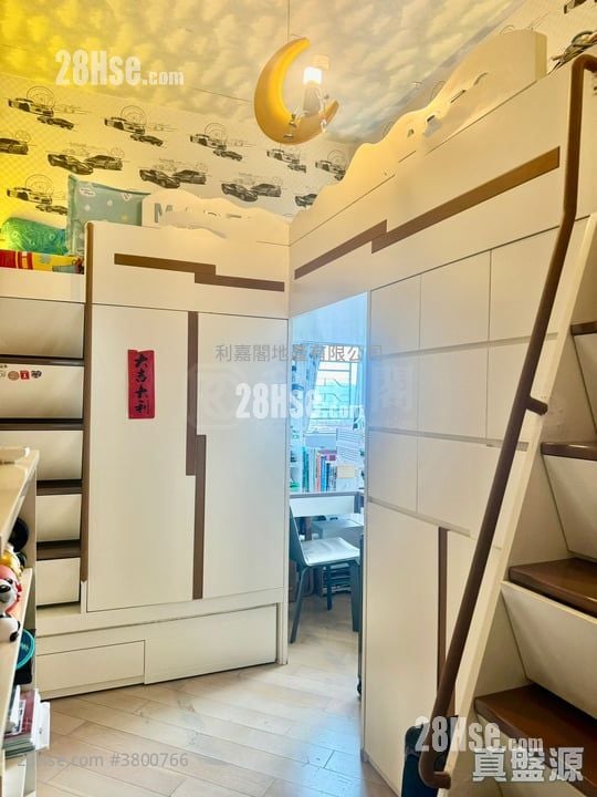 The Cullinan Sell 4 Bedrooms , 3 Bathrooms 1,679 ft²