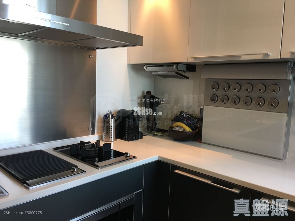 天玺 售盘 3 房 , 3 浴室 1,019 平方尺