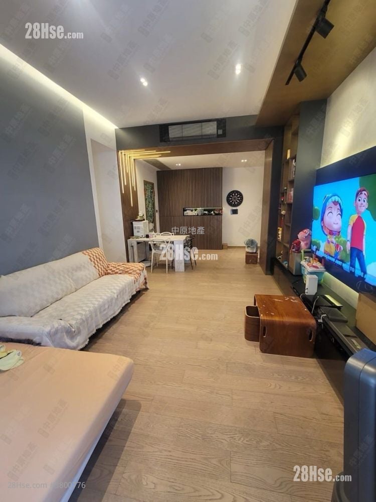 Centra Horizon Sell 3 Bedrooms 980 ft²