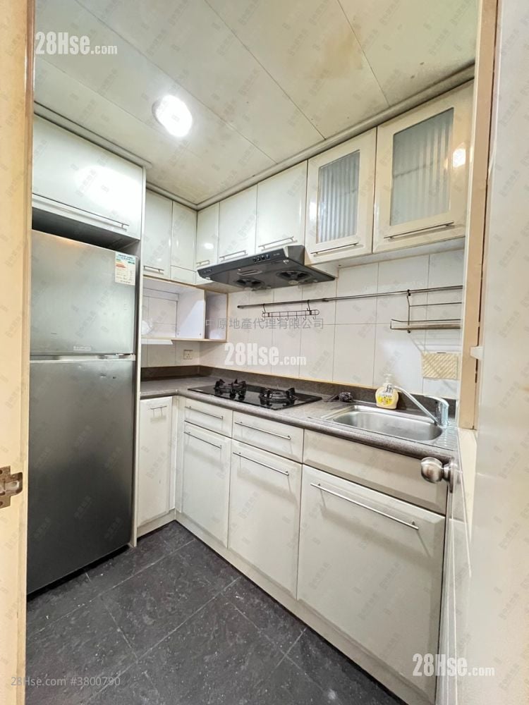 Summit Terrace Rental 2 Bedrooms , 1 Bathroom 435 ft²