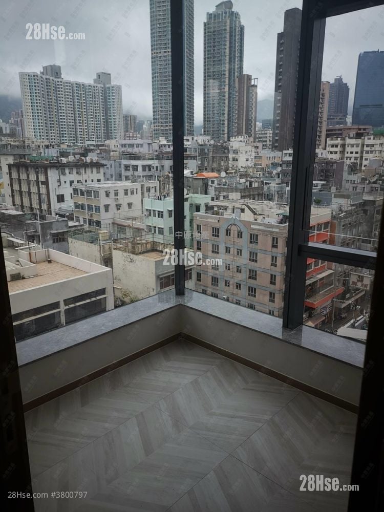 Eight Southpark Sell 1 Bedroom , 1 Bathroom 262 ft²