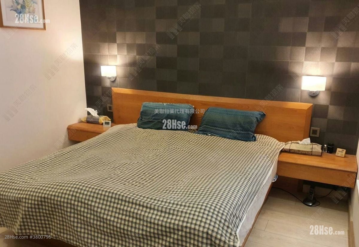 bedroom 3: Seasons Villas Sell 3 Bedrooms , 2 Bathrooms 933 ft²