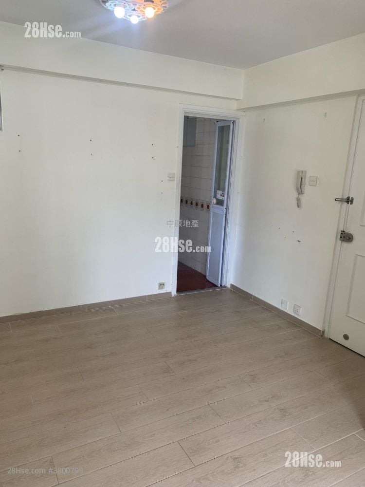 City One Shatin Sell 3 Bedrooms , 1 Bathroom 451 ft²