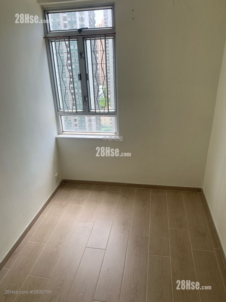 City One Shatin Sell 3 Bedrooms , 1 Bathroom 451 ft²