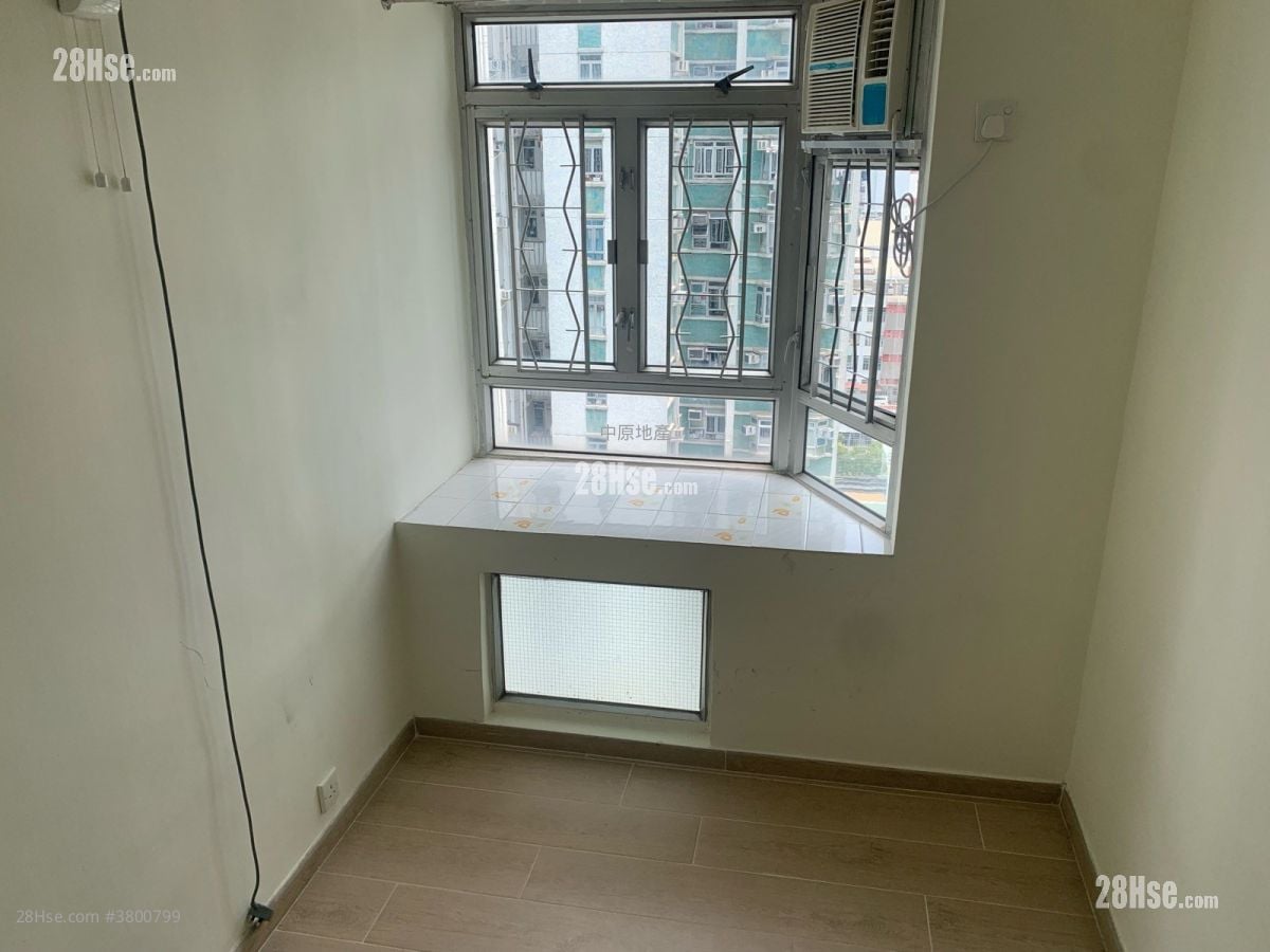 City One Shatin Sell 3 Bedrooms , 1 Bathroom 451 ft²