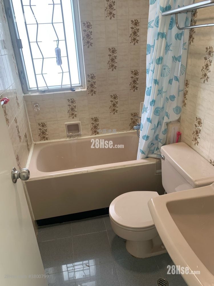 City One Shatin Sell 3 Bedrooms , 1 Bathroom 451 ft²