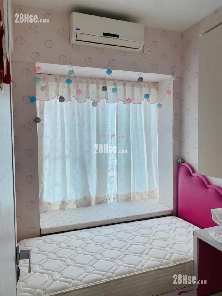 Trinity Towers Rental 3 Bedrooms , 1 Bathroom 601 ft²