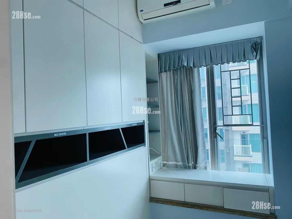 Trinity Towers Rental 3 Bedrooms , 1 Bathroom 601 ft²