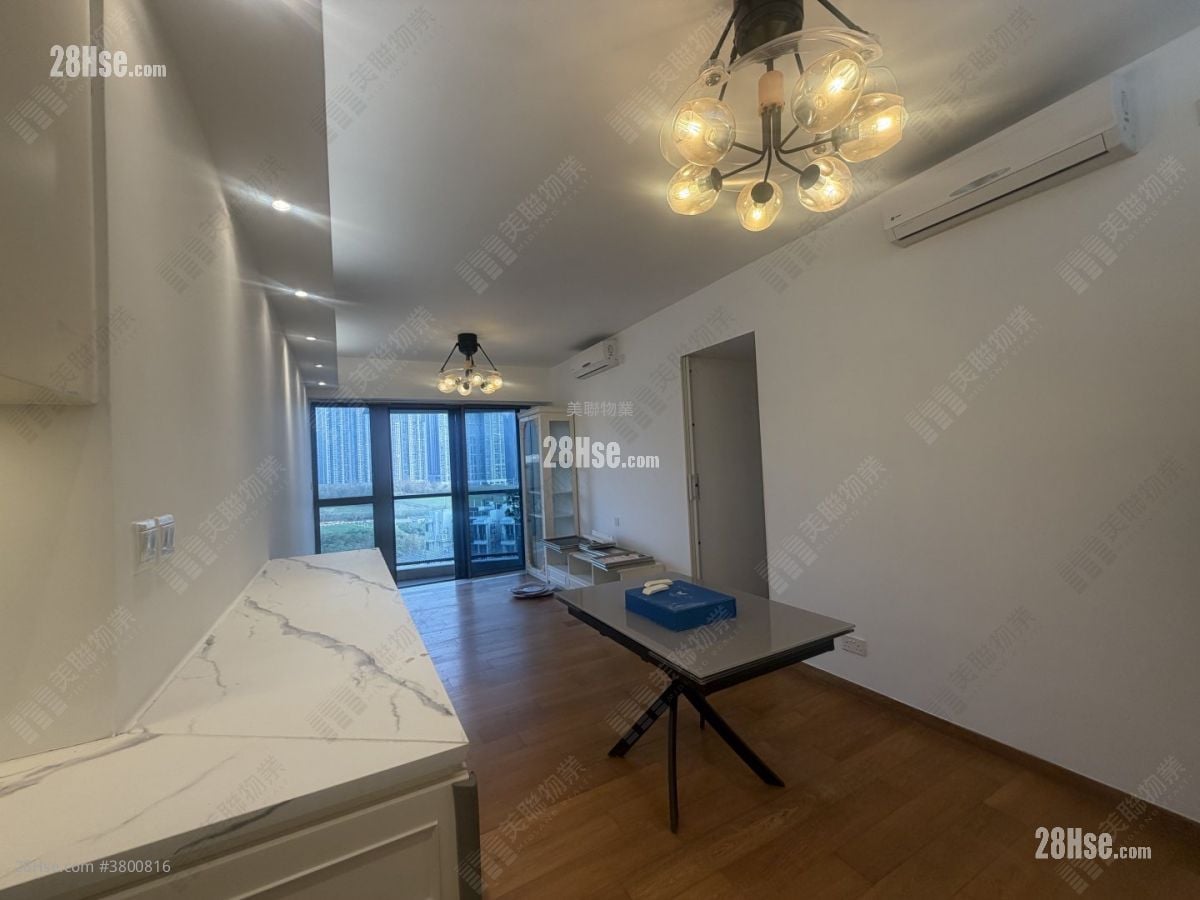 The Papillons Rental 3 Bedrooms , 2 Bathrooms 882 ft²