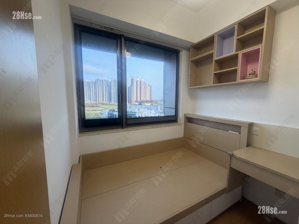 The Papillons Rental 3 Bedrooms , 2 Bathrooms 882 ft²