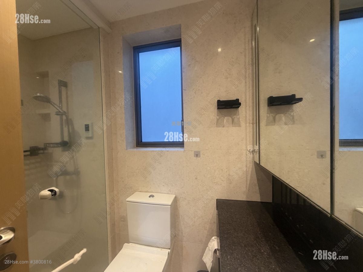 The Papillons Rental 3 Bedrooms , 2 Bathrooms 882 ft²