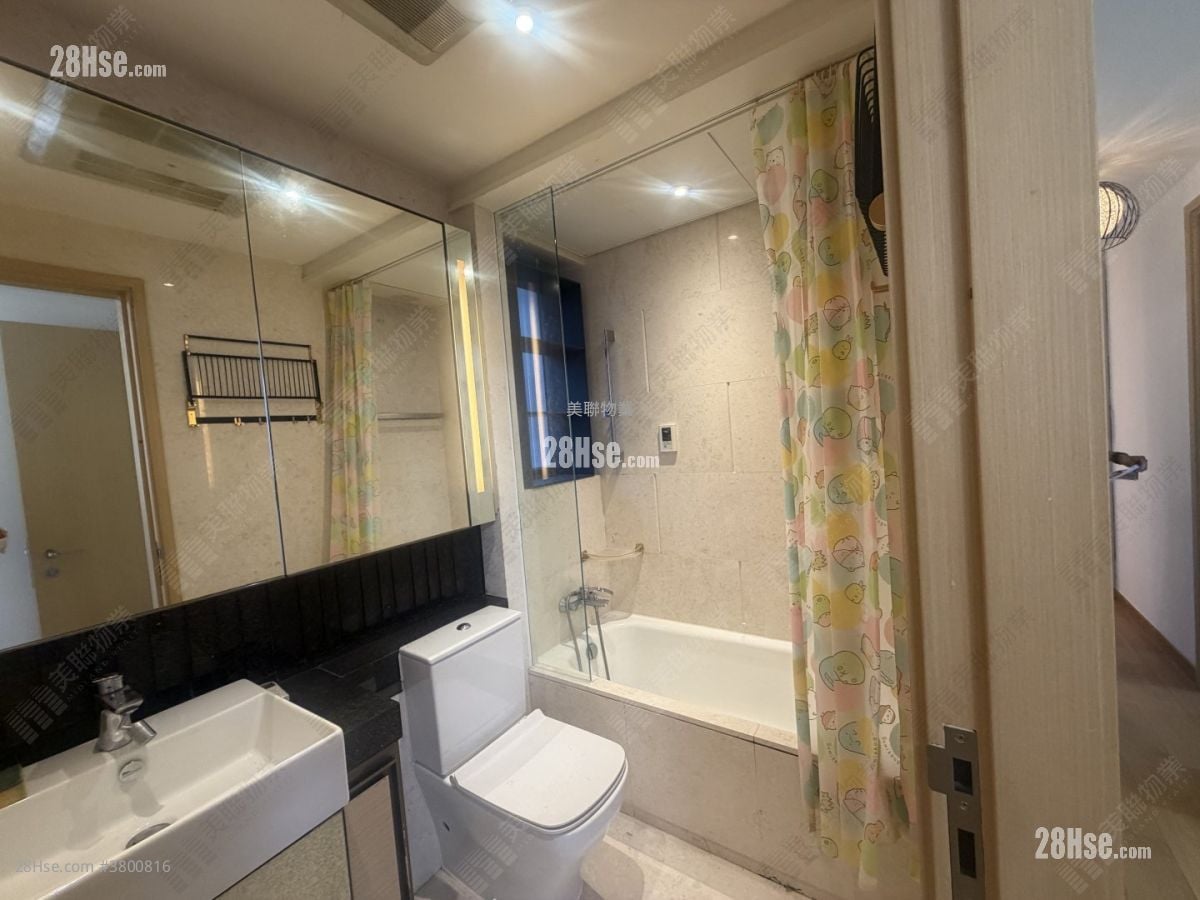 The Papillons Rental 3 Bedrooms , 2 Bathrooms 882 ft²