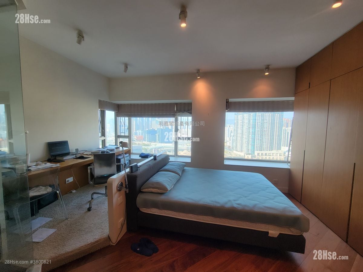 Sorrento Sell 3 Bedrooms , 2 Bathrooms 772 ft²