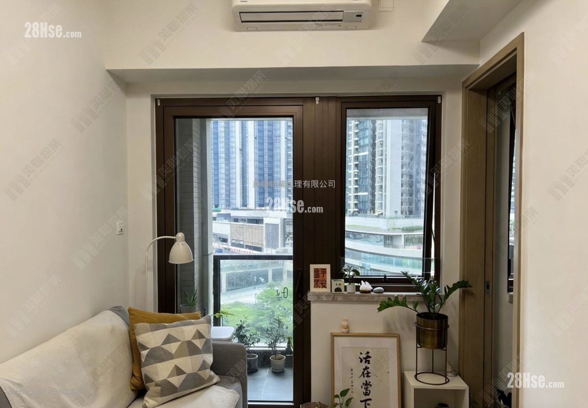 Lp6 Sell 1 Bedroom , 1 Bathroom 306 ft²