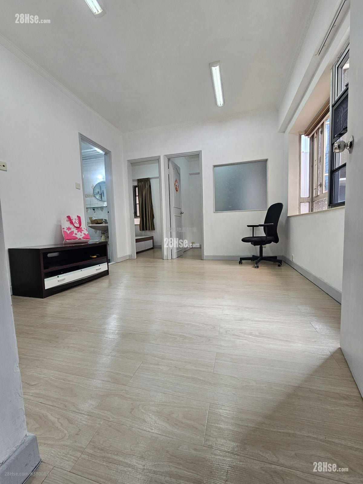 旺角广场 售盘 2 房 , 1 浴室 333 平方尺