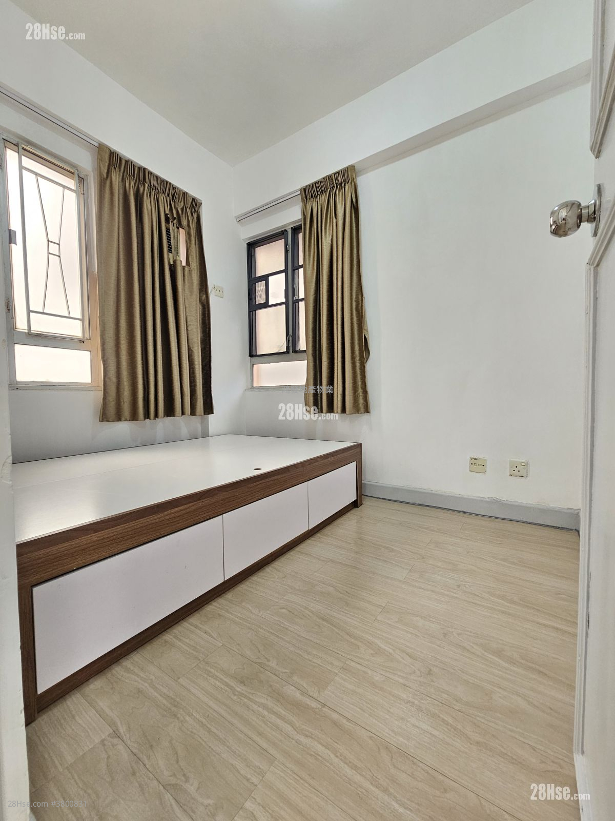 旺角广场 售盘 2 房 , 1 浴室 333 平方尺