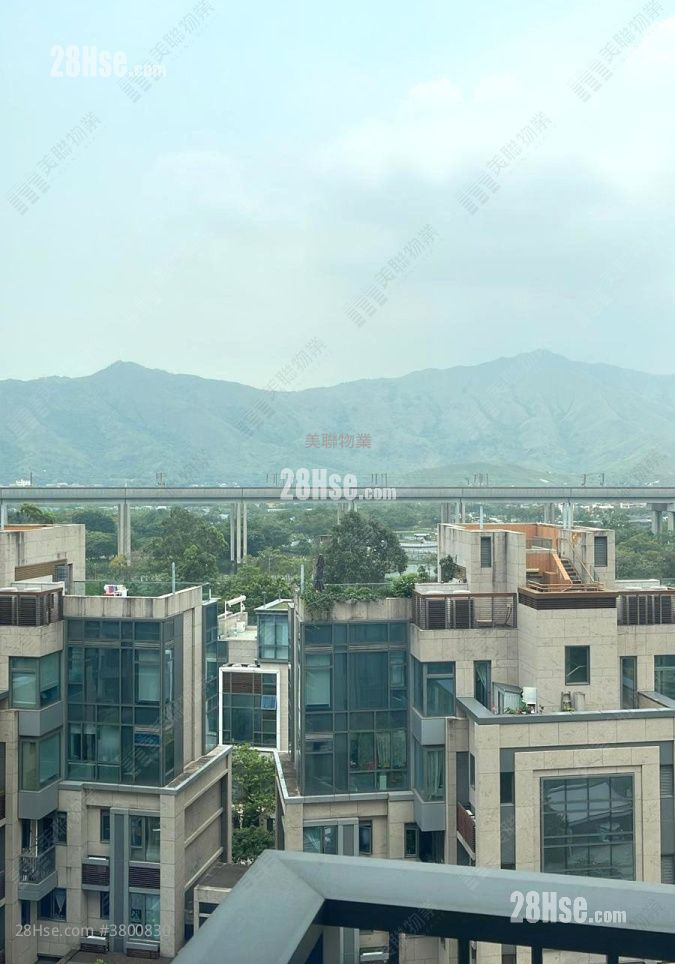 living room: Riva Sell 2 Bedrooms , 1 Bathroom 466 ft²