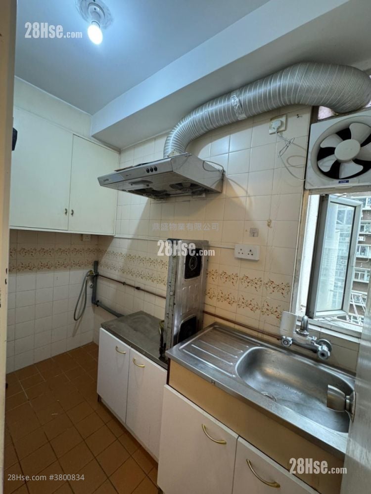 Fu King Court Rental 2 Bedrooms , 1 Bathroom 274 ft²