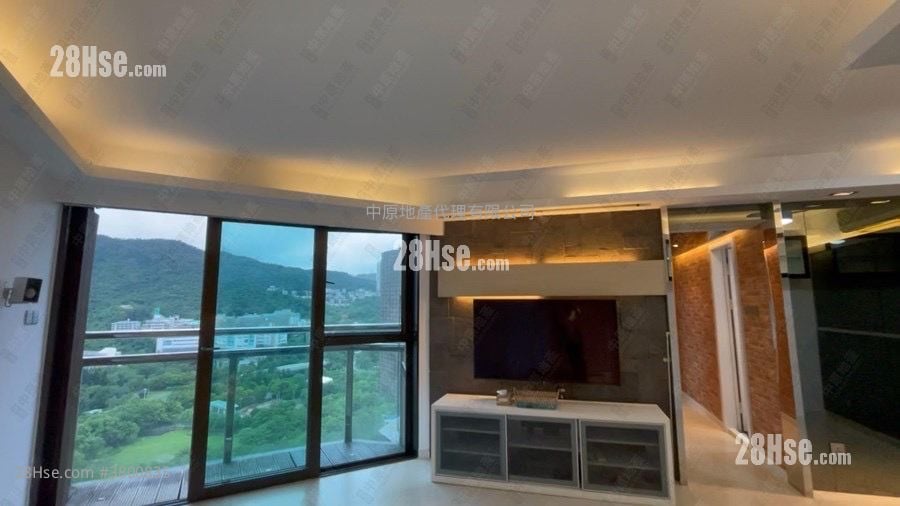 Nan Fung Plaza Sell 3 Bedrooms , 2 Bathrooms 781 ft²