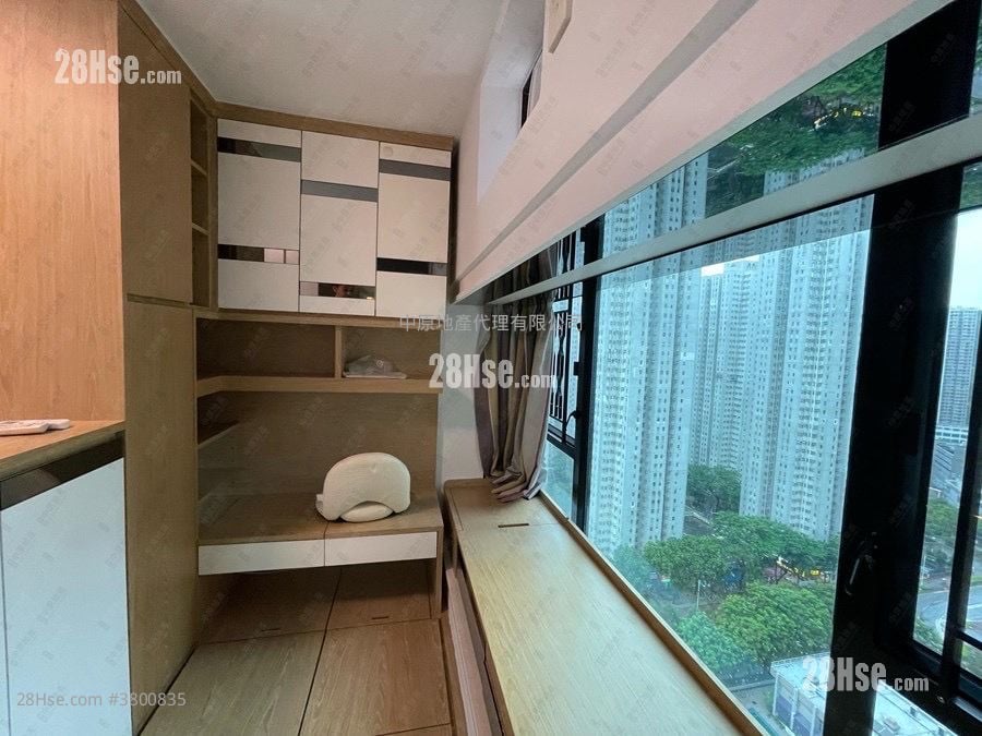 Nan Fung Plaza Sell 3 Bedrooms , 2 Bathrooms 781 ft²