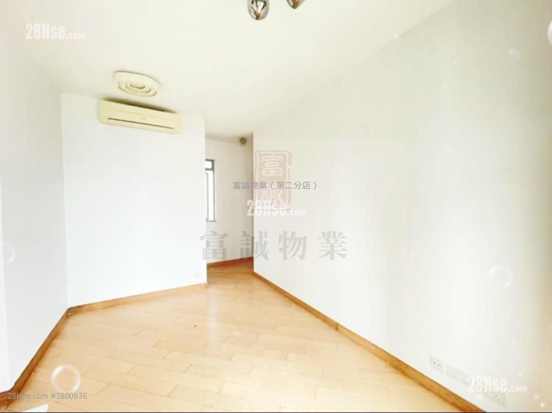 Ocean One Rental 2 Bedrooms , 2 Bathrooms 561 ft²