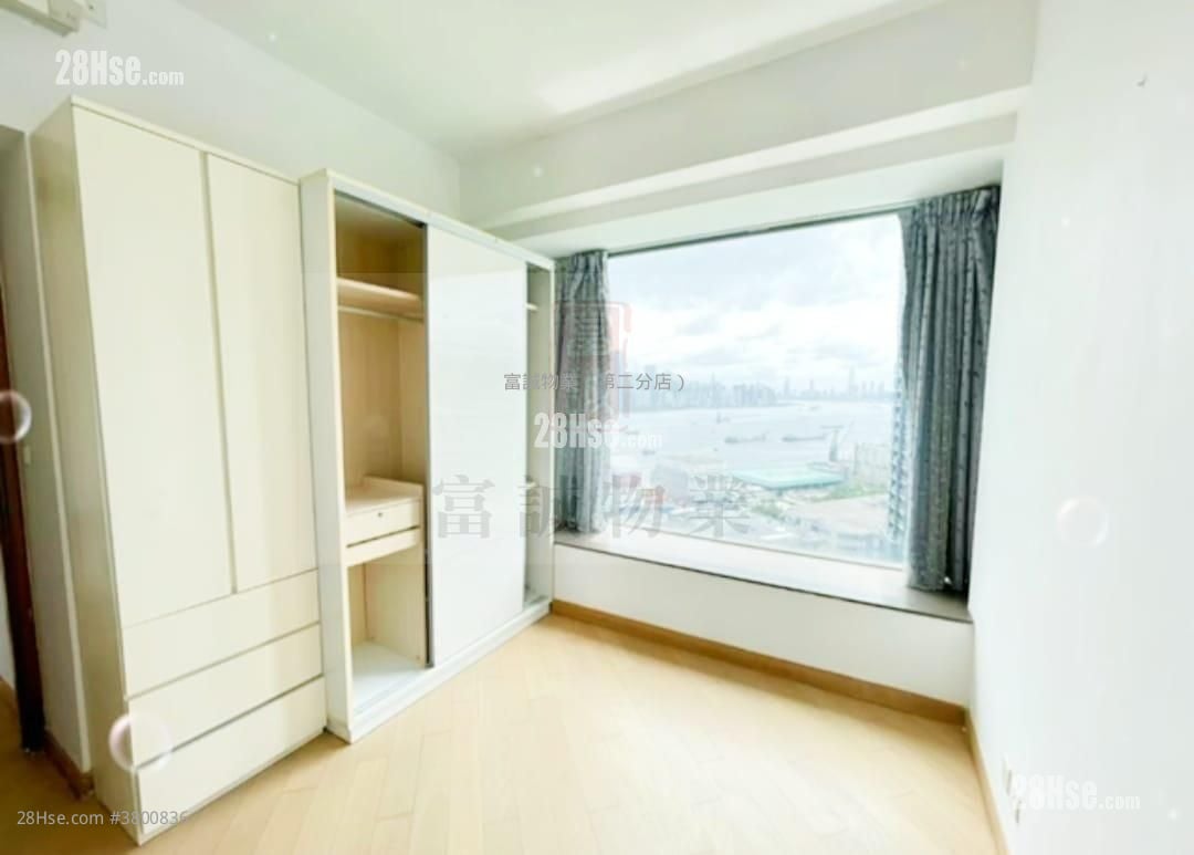 Ocean One Rental 2 Bedrooms , 2 Bathrooms 561 ft²