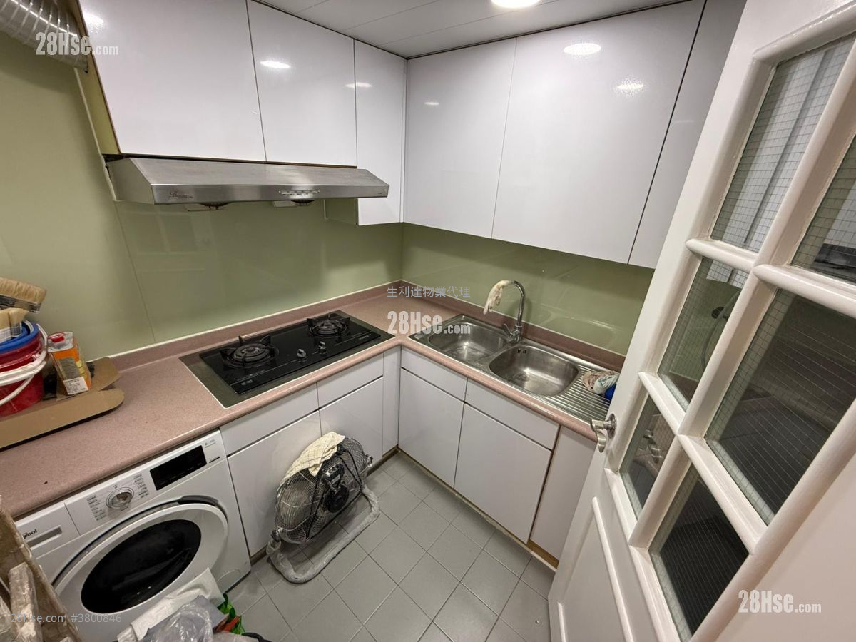 Jubilant Place Sell 2 Bedrooms , 1 Bathroom 566 ft²