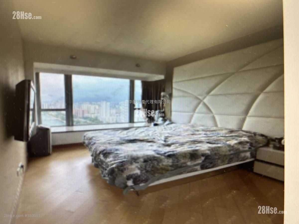 溱岸8号 售盘 4 房 , 3 浴室 1,262 平方尺