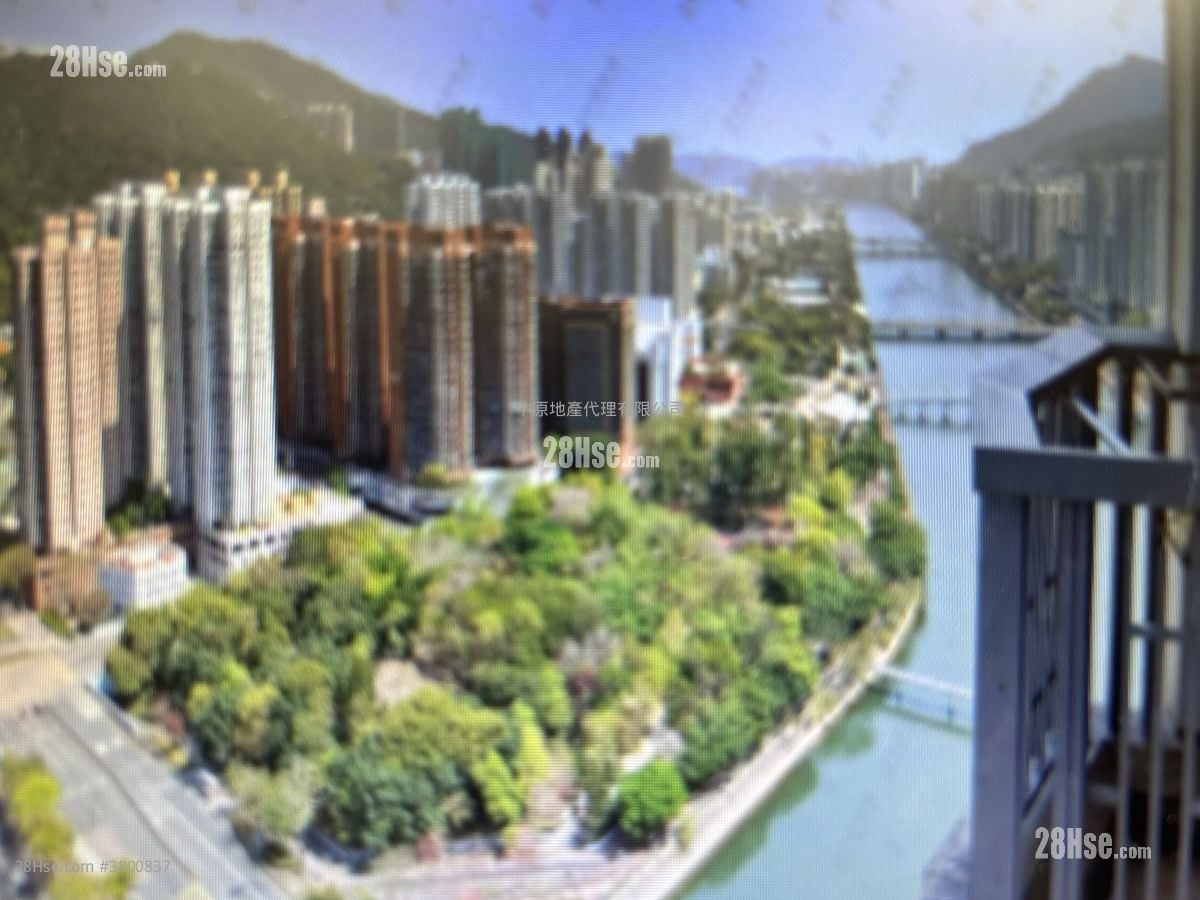 溱岸8号 售盘 4 房 , 3 浴室 1,262 平方尺