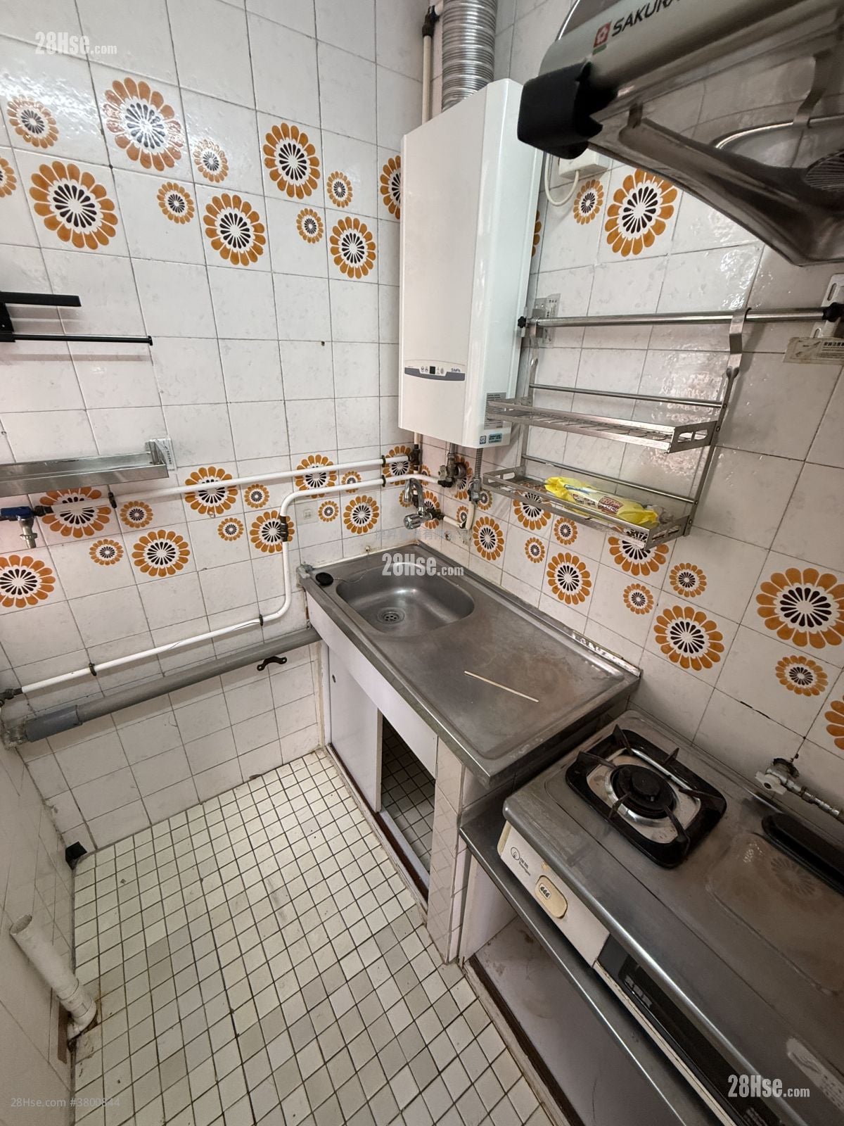 龙华大厦 租盘 2 房 , 1 浴室 307 平方尺