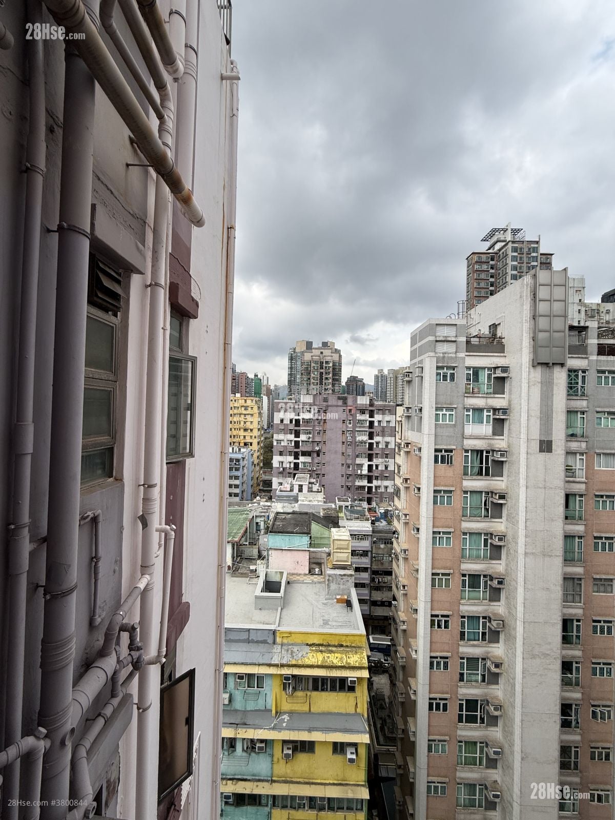 龙华大厦 租盘 2 房 , 1 浴室 307 平方尺