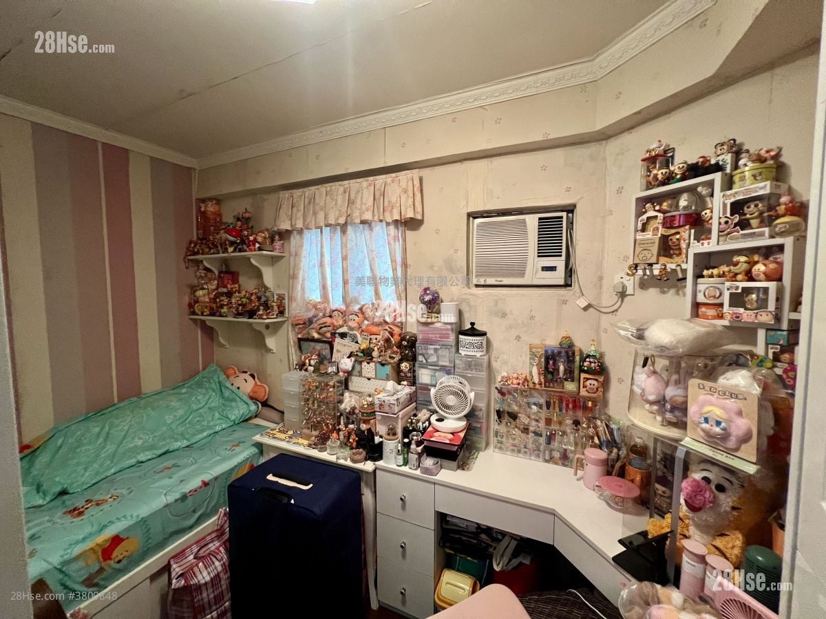 bedroom 1: Rhine Garden Sell 3 Bedrooms , 2 Bathrooms 630 ft²