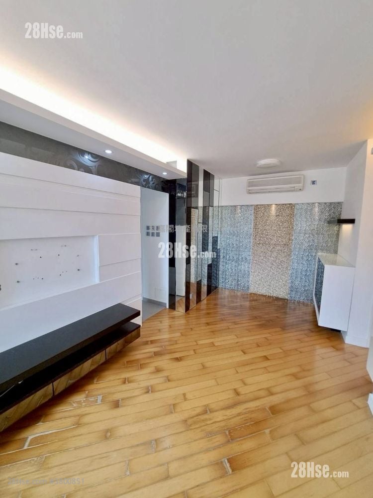 Villa By The Park Sell 2 Bedrooms , 1 Bathroom 442 ft²