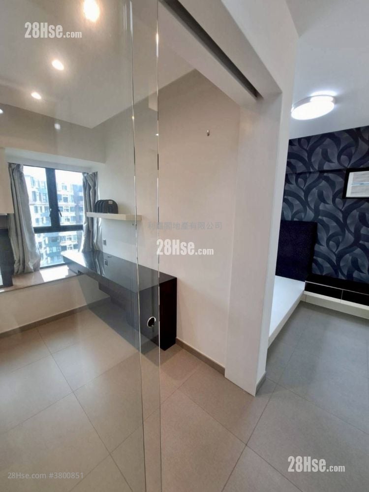 Villa By The Park Sell 2 Bedrooms , 1 Bathroom 442 ft²