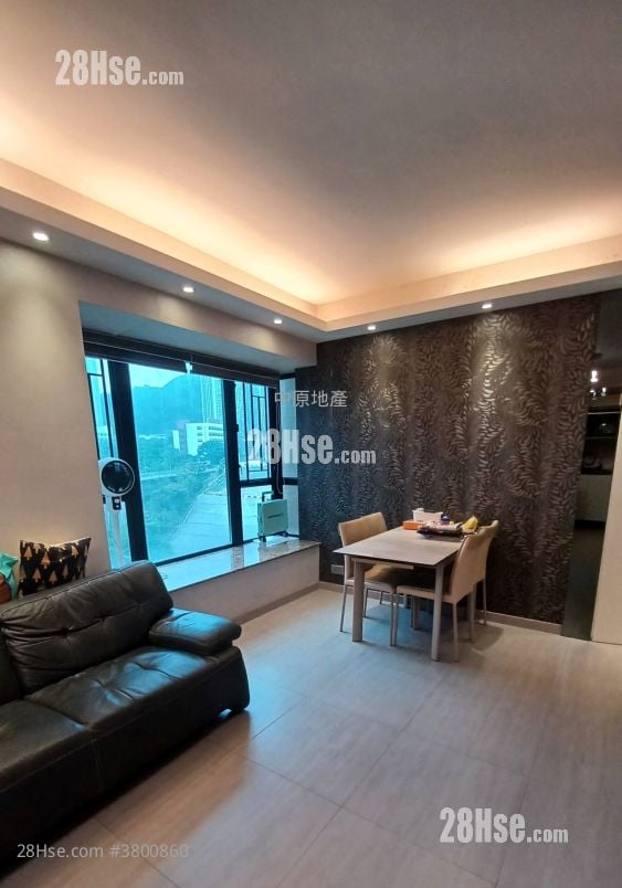 Mount Haven Sell 3 Bedrooms 755 ft²