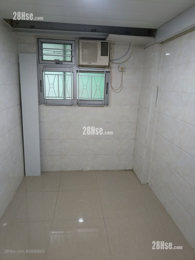 富安大厦 租盘 90 平方尺