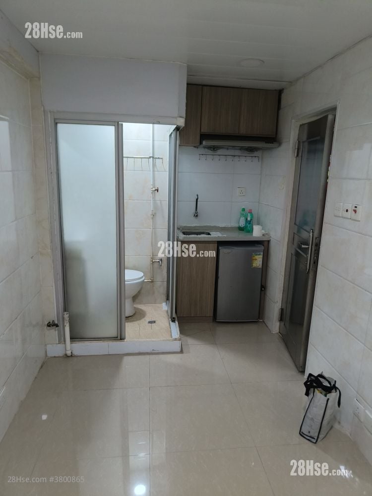 富安大厦 租盘 90 平方尺