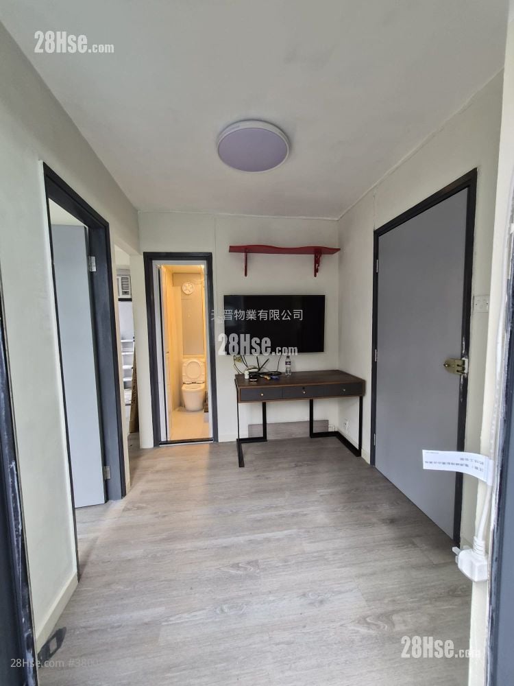 怡辉大厦 租盘 2 房 , 1 浴室 237 平方尺